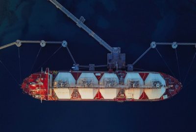 US LNG Projects Boosted by Trump’s Export Permit Restart