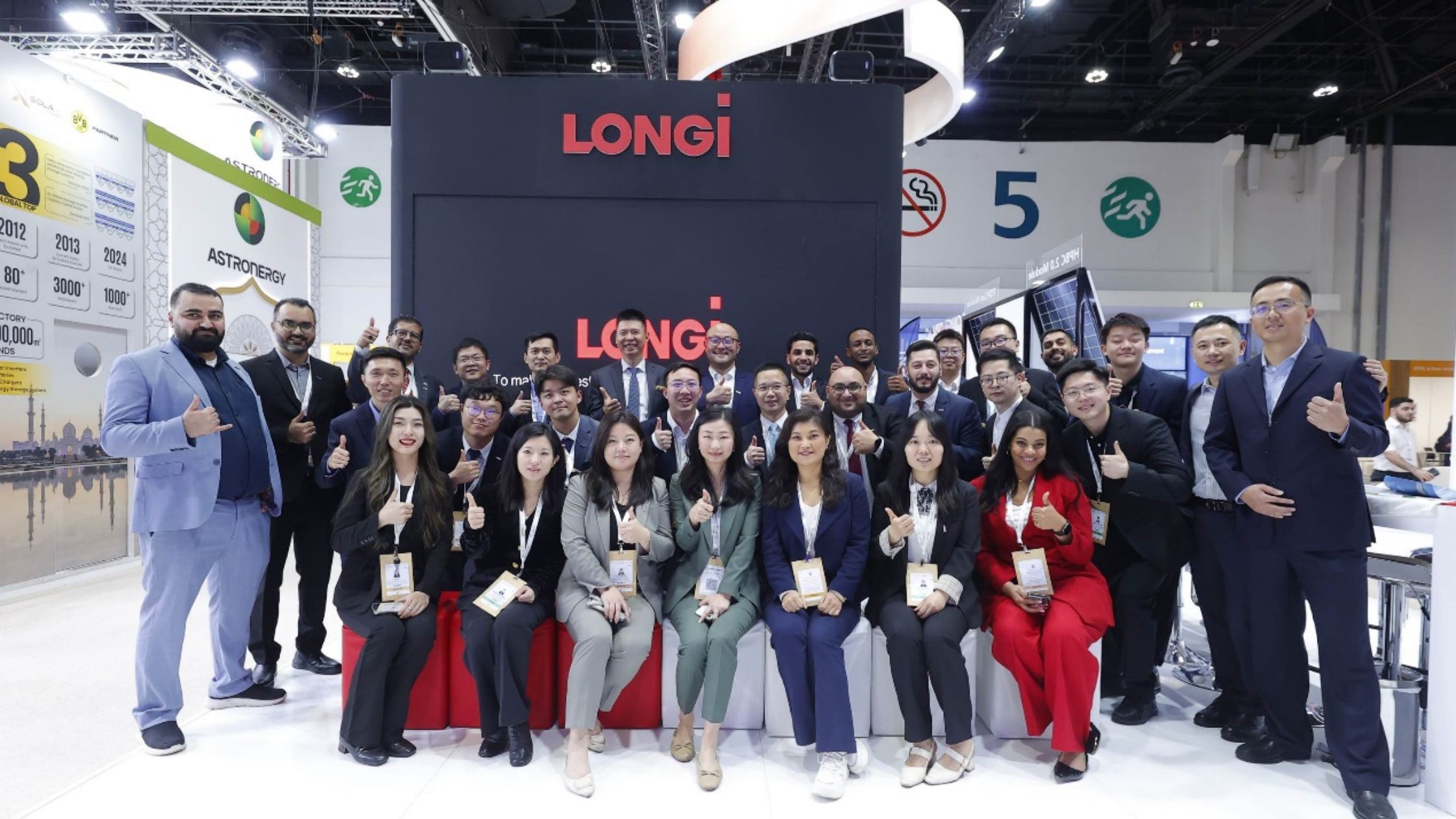 “At the Pinnacle of Silicon, Infinite Vision” LONGi Showcases BC Module Products at WFES 2025 in the Middle East