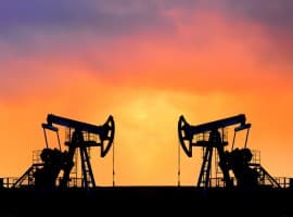 Oil Prices Dip Despite Bullish Demand Outlook