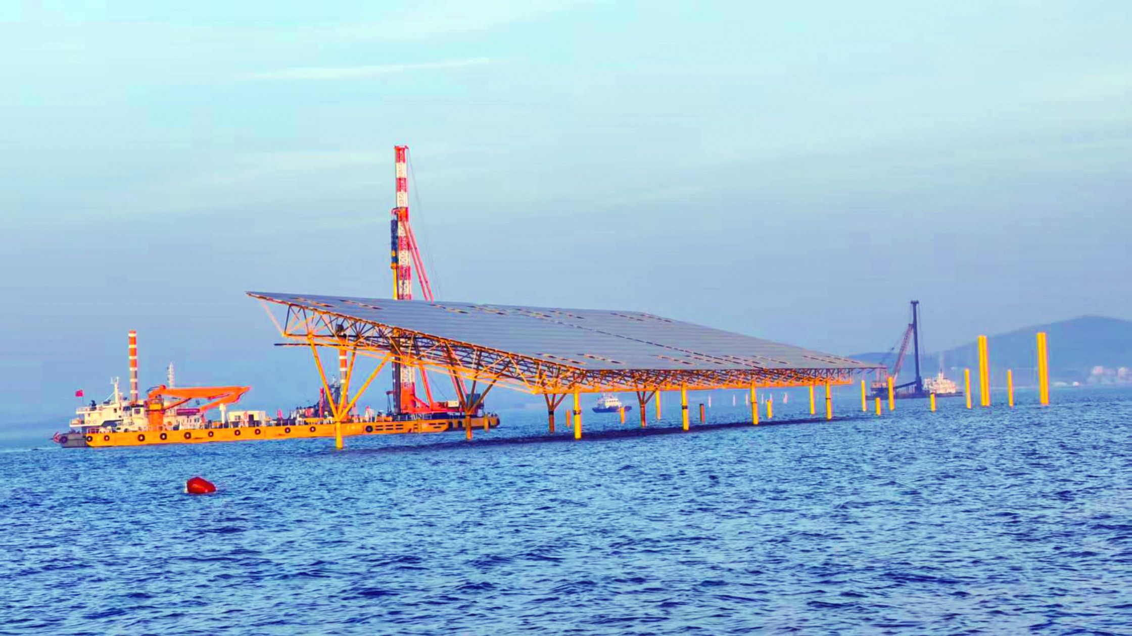 China’s First Offshore Pile-Based PV-Fishery Project Powered by Huasun HJT Modules Nears Grid Connection in April 2025