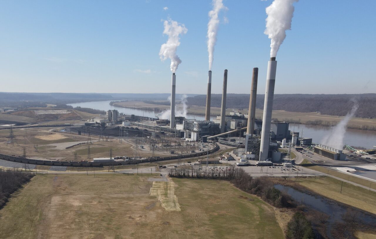 LG&E, KU Propose $3.7B Power Buildout: 1.3 GW of New Gas Plants, $153M Coal Unit Upgrade