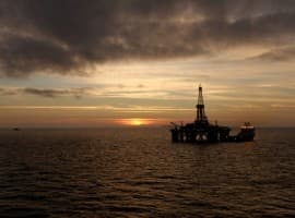 Oil Down Nearly 3% As White House Tariff Talk Rumors Fly