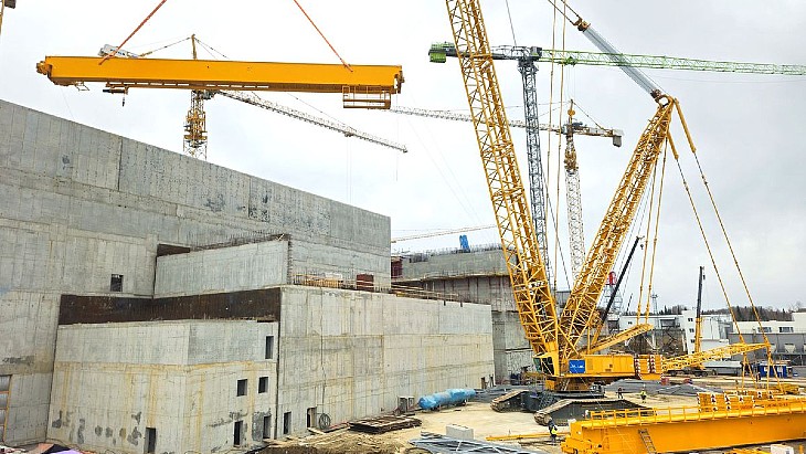 Installation begins of overhead crane at BREST-OD-300