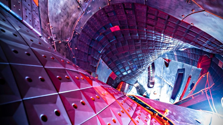 Wendelstein 7-X sets new fusion performance records
