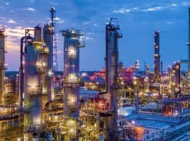 US Crude Inventories Draw Down While Prices Fall