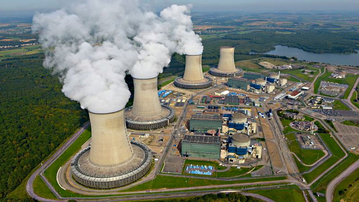 French regulator says 1300 MW units can operate beyond 40 years