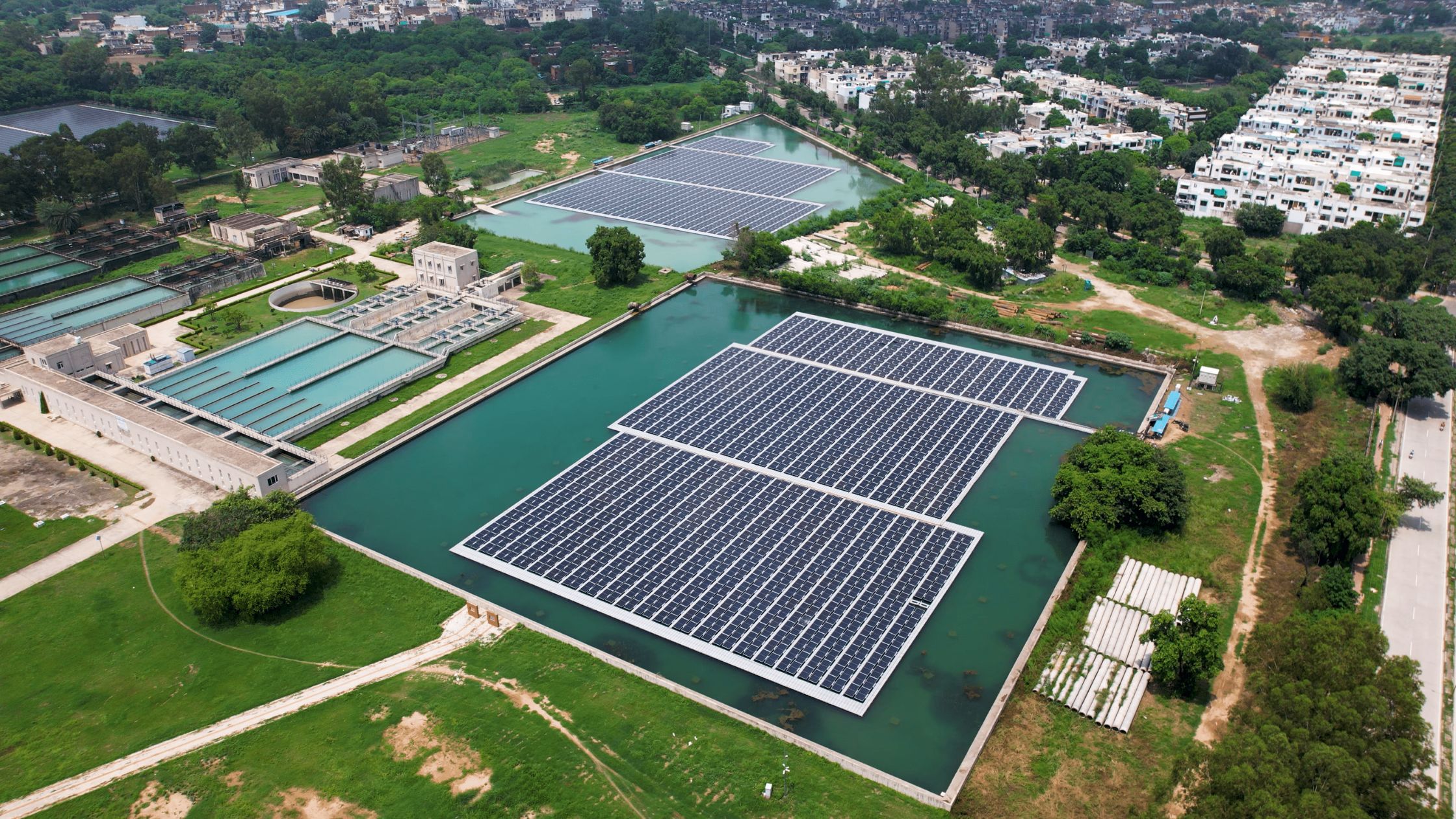 North India’s Largest Floating Solar Project Sets New Sustainability Benchmark with Growatt Technology