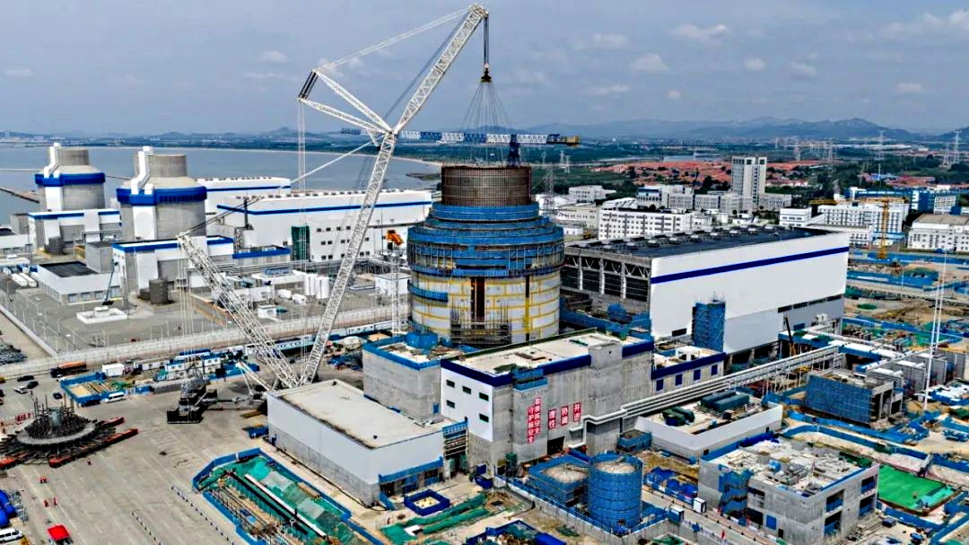 In pictures: Final module in place at Haiyang 3