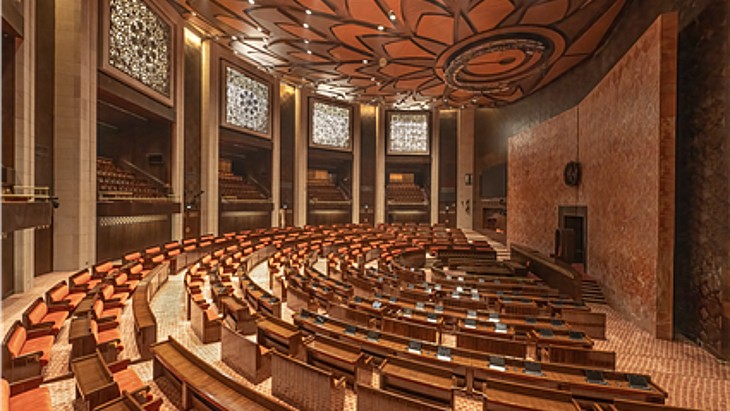 India sets out two-pronged strategy for nuclear expansion