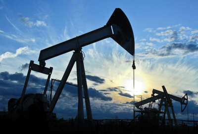 Oil Rises on Modest OPEC+ Output Hike, Russia Supply Concern