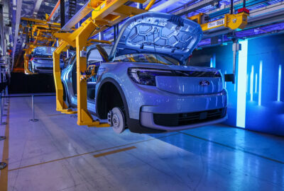 US Electric Vehicle Sales Hit a Record as Incentives Disappear