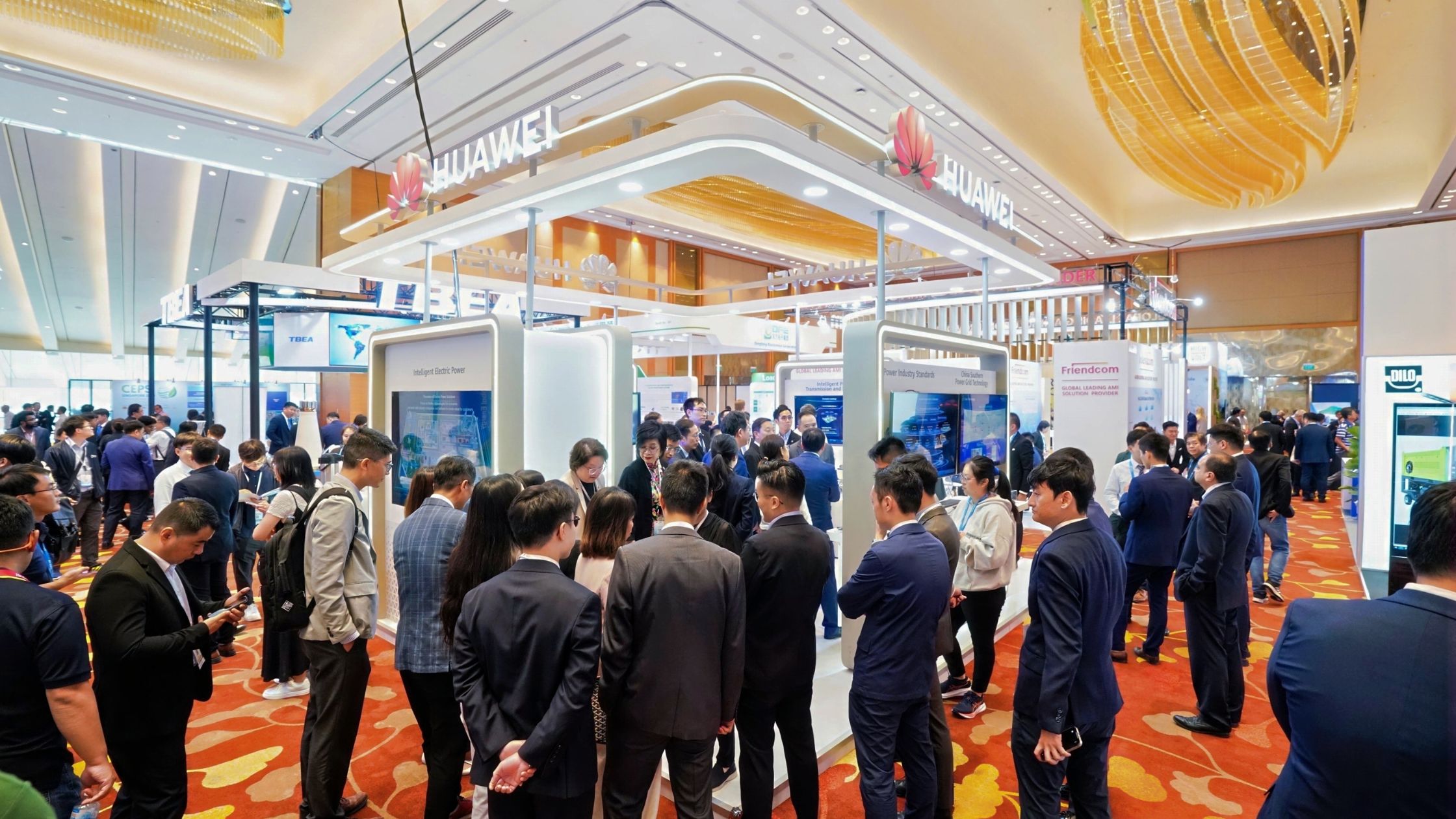 Huawei Showcases Smart Energy Innovations at CEPSI 2025: Powering a Digital, Electric, and Intelligent Energy Future