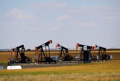 Oil Steady After US Shutdown Talks Advance, Oversupply Concerns Persist