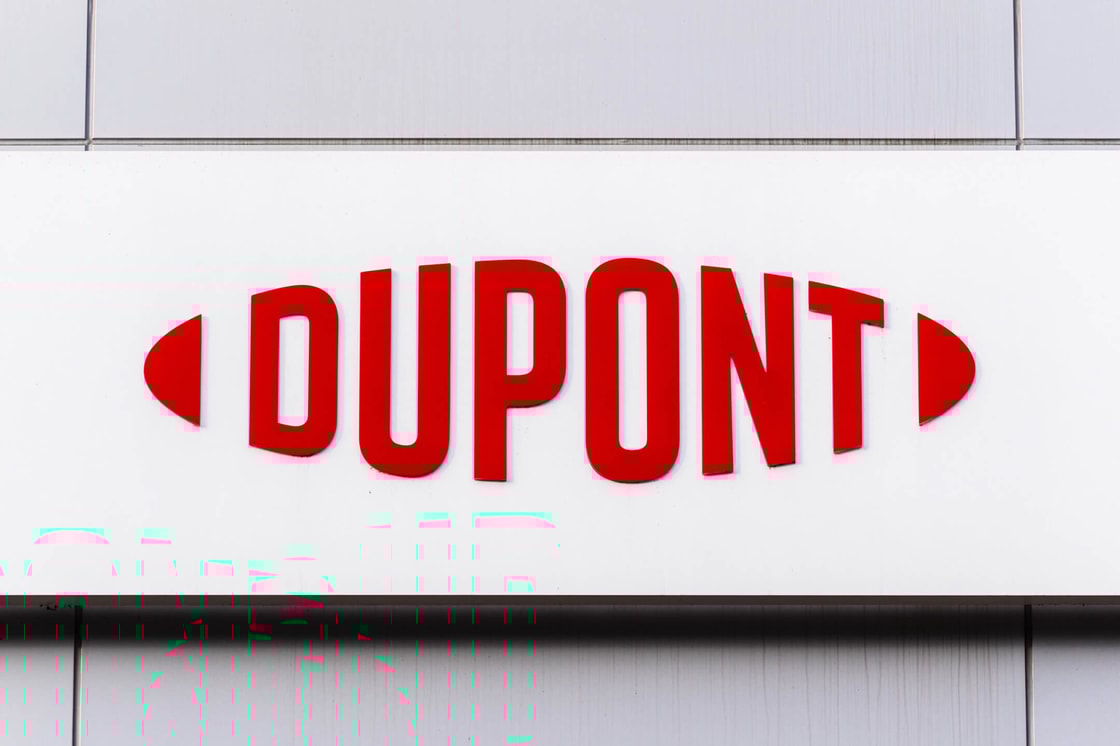 DuPont spins off electronics business as Qnity