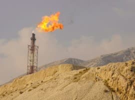 Exxon Eyes Lukoil’s Huge Iraqi Oilfield as U.S. Sanctions Forces Sales