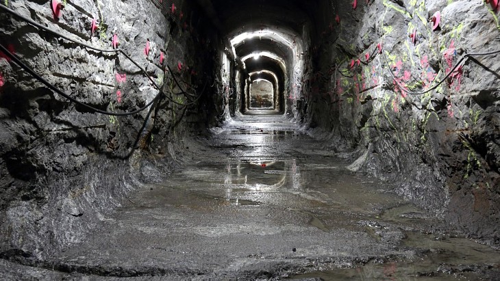 How are geological repository projects progressing?