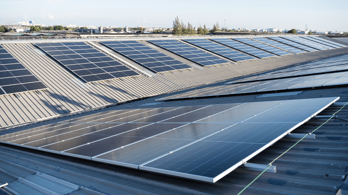 DMEGC Solar Deploys 4.3 MW Lightweight Rooftop Solar System to Boost Industrial Clean Power in China