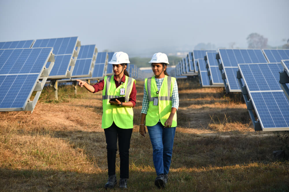 BloombergNEF Forecast: India To Surpass US As World’s Second-Largest Solar Market In 2026, With Capacity Additions Rising 6% To Over 50 GW