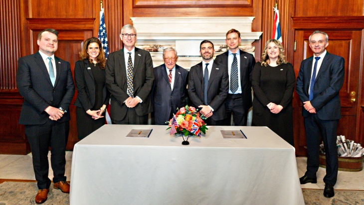 UK-US partnership for HALEU transport packages