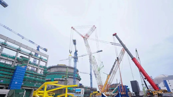 Zhangzhou 3’s steam generators lifted into place