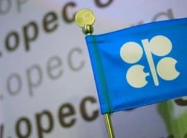 OPEC+ Weighs Shock Output Surge as Iran Conflict Rattles Oil Markets
