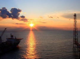 Iran Threatens Regional Energy Sites After South Pars Strike