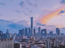 Record Oil and Gas Output Fails to Shield CNOOC from Market Volatility