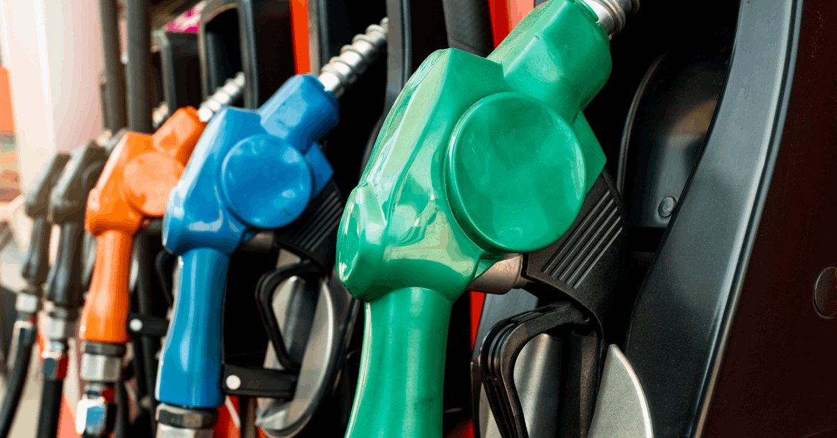 USA Gasoline Price Jumps to Over $4 Per Gallon