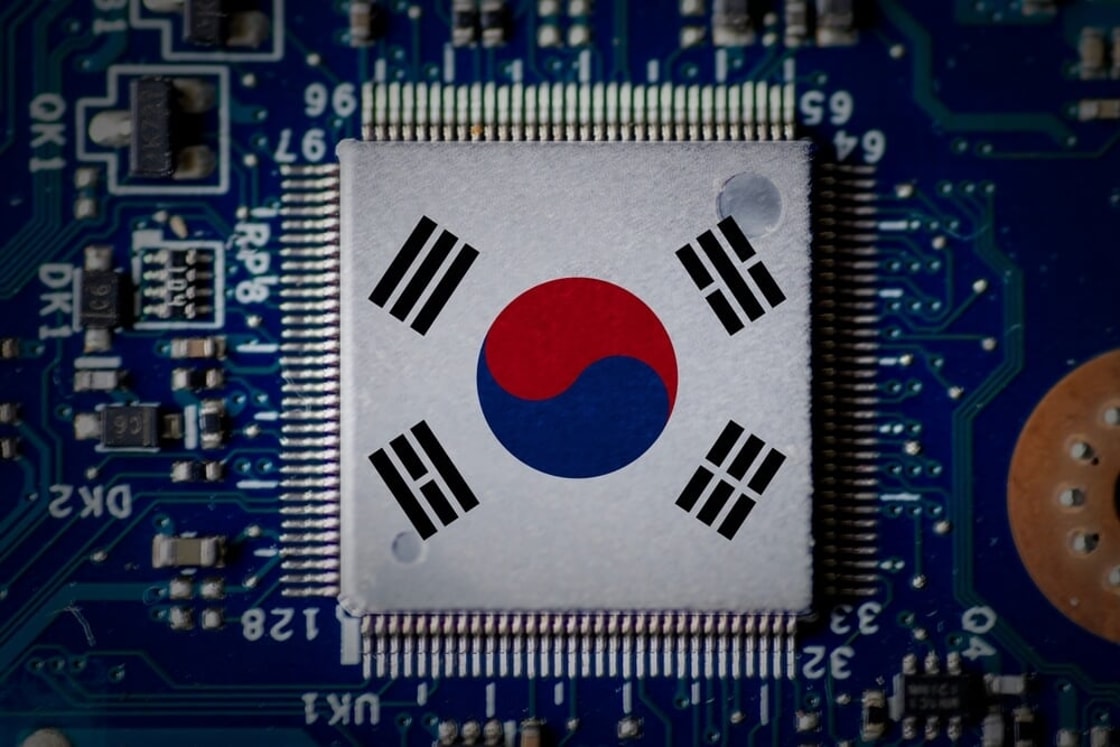 Korea chipmakers have helium stockpiles ‘for six months’