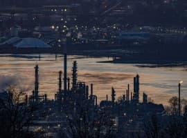 China Directs Private Refiners to Maintain Fuel Output Even At A Loss