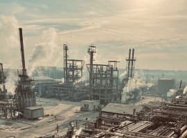 Iran Suspends Petrochemical Exports to Avoid Domestic Shortages