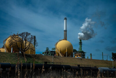 Valero Energy Beats Profit Estimates on Strong Refining Performance