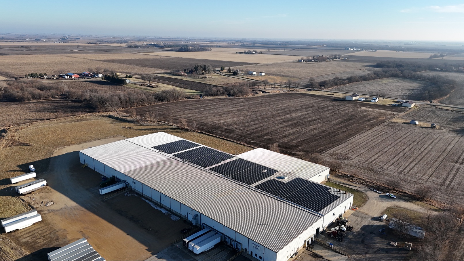 REC Solar, Kingspan And Dynamic Energy Complete 881 kW Rooftop Solar Project In Illinois Manufacturing Facility