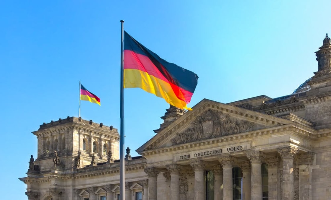 Germany raises green hydrogen mandates for road transport in revised bill