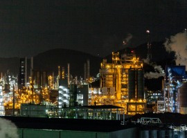Ukraine Hits 400,000 bpd Kirishi Refinery in Drone Attack Near St. Petersburg