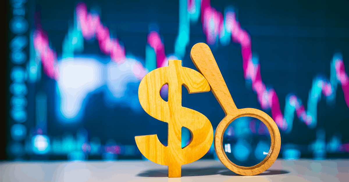 Analysts Explain Oil Price Drop