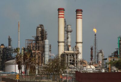 Exxon, ConocoPhillips Seek Safeguards to Return to Venezuela
