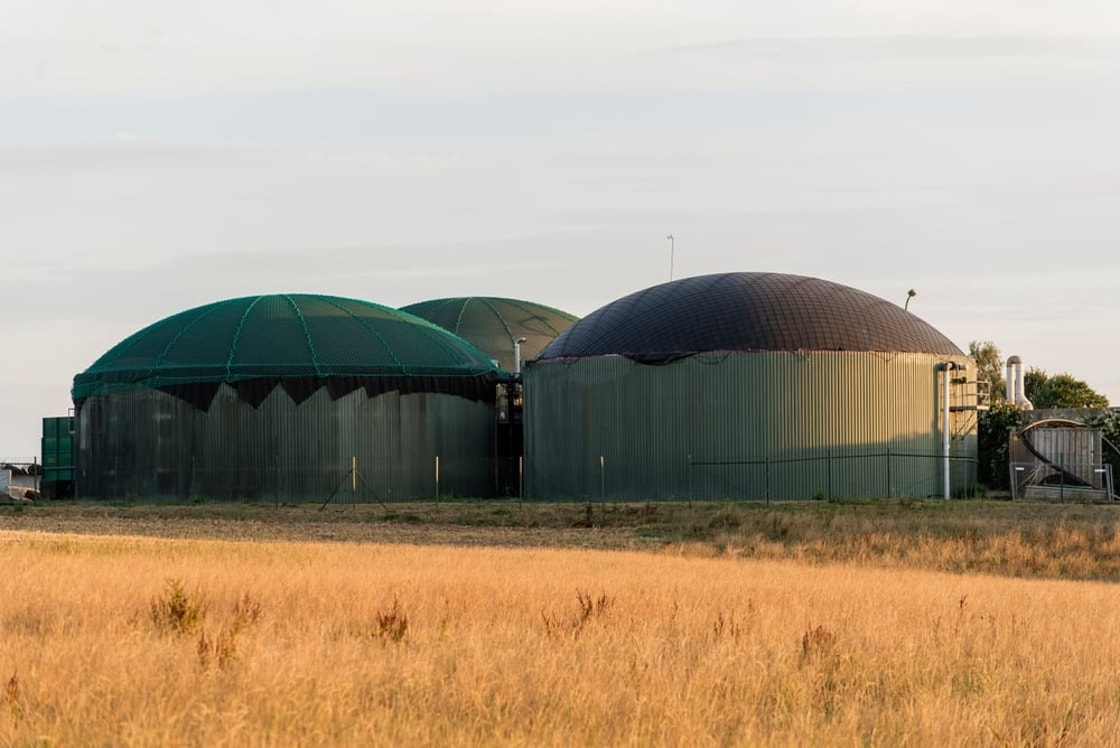 Air Liquide sells global biogas assets as Q1 sales edge lower