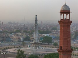 Pakistan Inflation Accelerates to 11.7% on Oil and Gas Import Shock