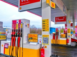UK Sets January 2027 Deadline for Ban on Fuel Made From Russian Crude