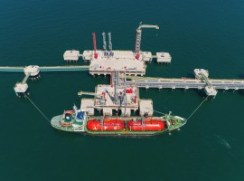 Pakistan Plans to Boost LPG Imports and Mulls Cheaper Oil Supply from Iran