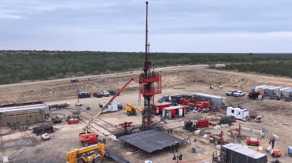 Large bank syndicate to fund Commonwealth LNG project