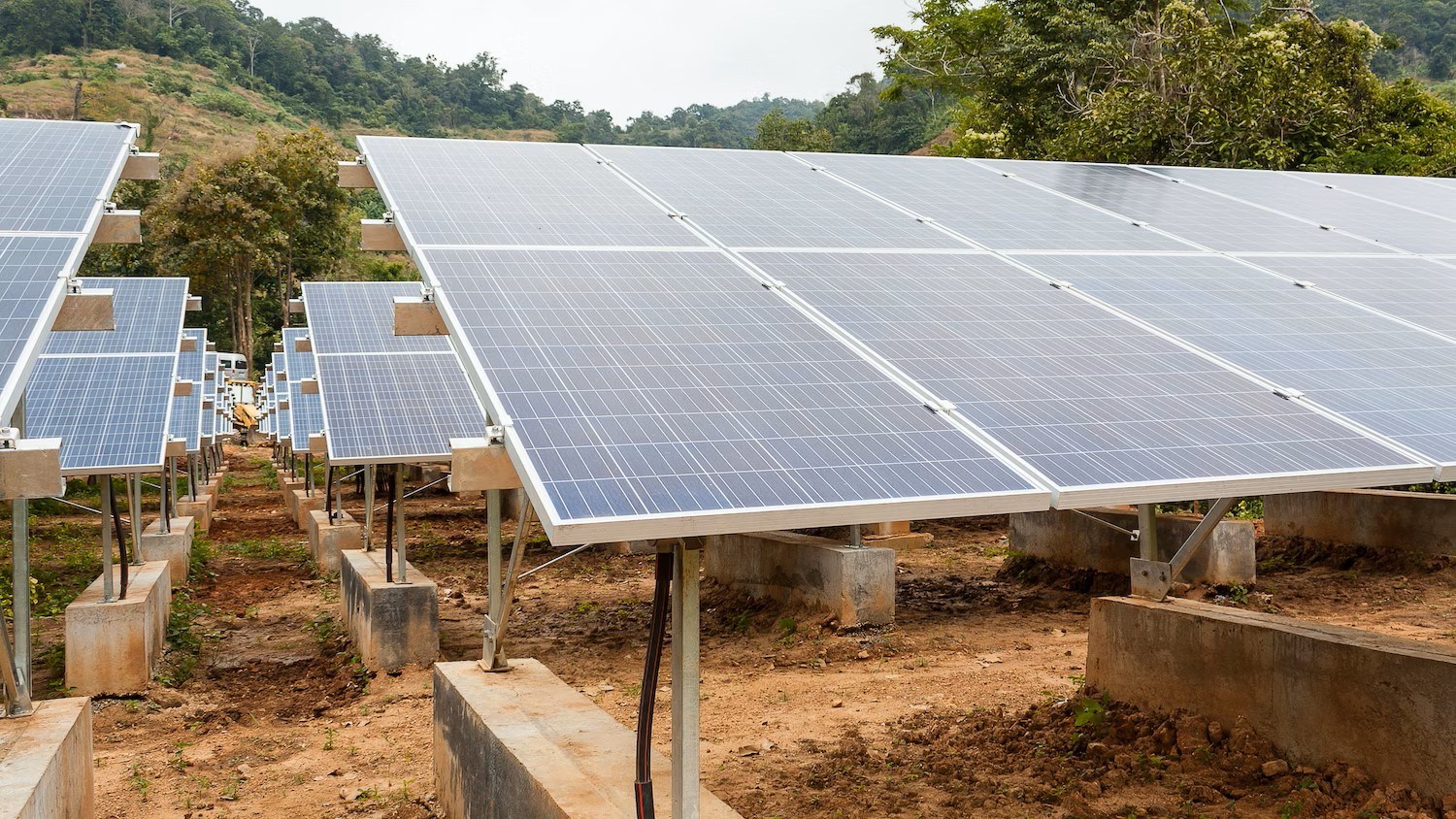 Week in Africa: Ethiopia Launches Solar Mini-Grid Bids; Botswana Invites EOI for Solar & BESS Project; IFC Backs RE Growth and More…