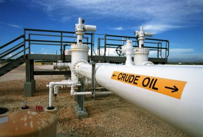 Canada Oil Outages and Bad Weather to Tighten Inventories at Key US Storage Hub