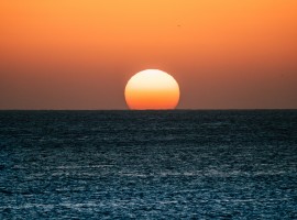Oil Jumps Nearly 4% as Houthis Threaten Red Sea Blockade