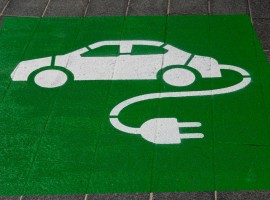 Oil Price Shock Fuels 35% Surge in Global EV Sales