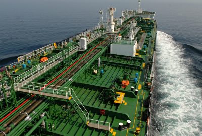 Oil Price Rises After Iran Says it Stops Ships in Hormuz
