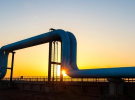 US Crude Oil Inventories Build As Washington Talks Up Potential Peace Deal
