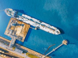 Gulf Shipping Grinds to a Halt Following Houthi Missile Claim