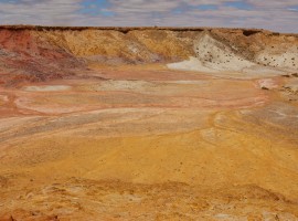 U.S. Bets $400 Million on Australian Scandium Miner to Break China’s Grip